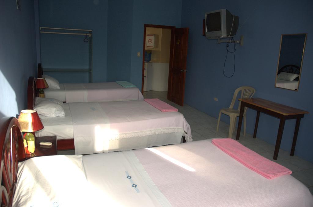 Hostal La Isla Del Descanso Пуэрто-Вильямиль Экстерьер фото
