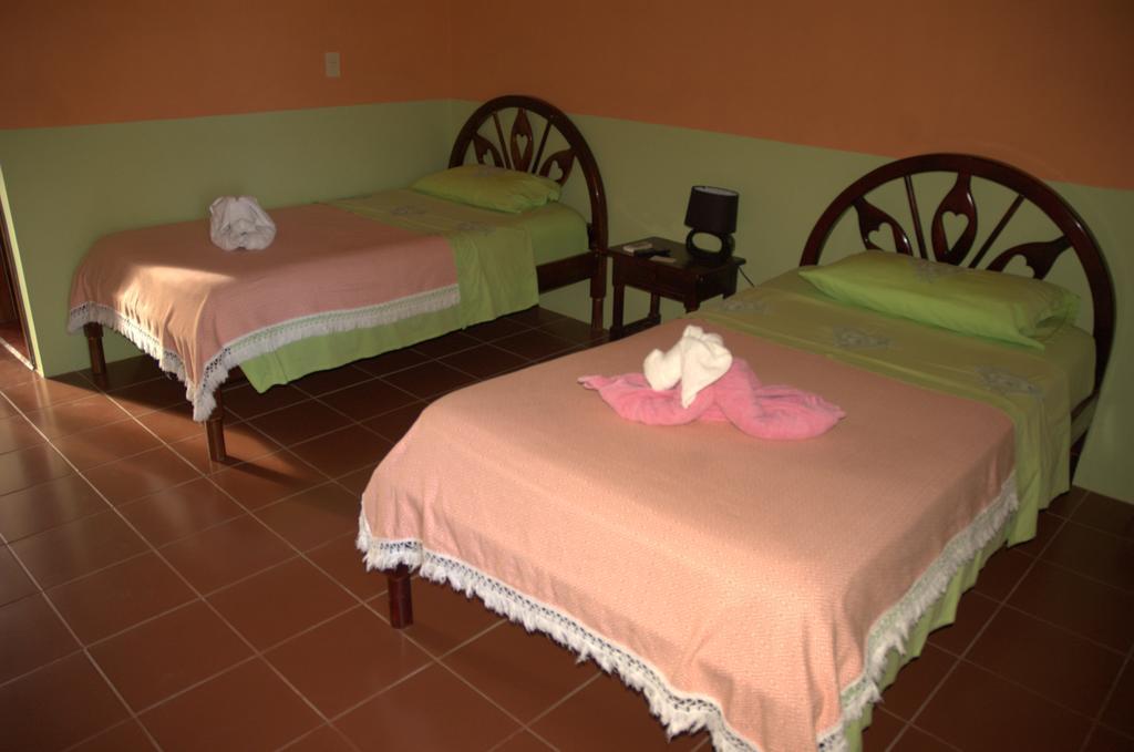 Hostal La Isla Del Descanso Пуэрто-Вильямиль Экстерьер фото
